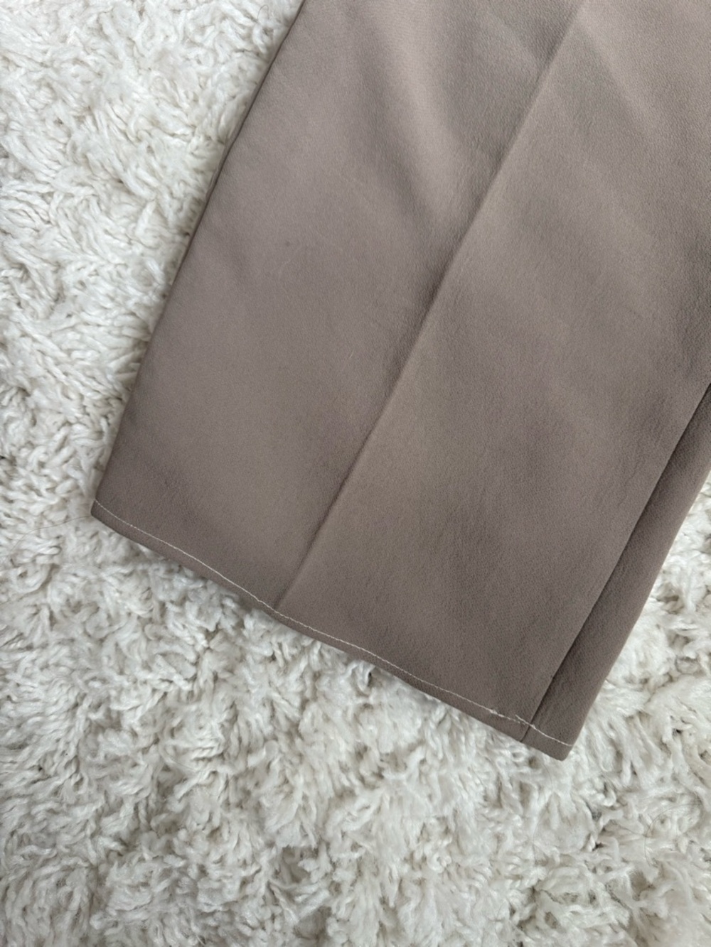 Aritzia low rise the effortless pant - Picture 7 of 11
